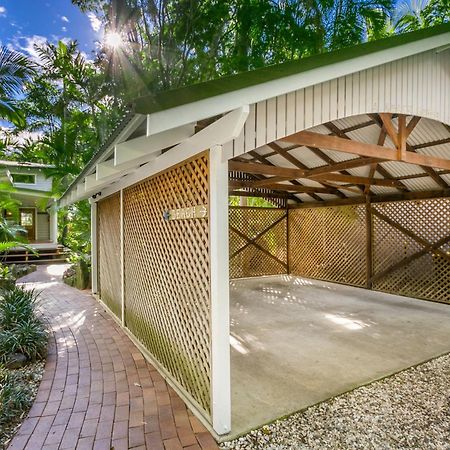 A Beach House At Byron Hotel Byron Bay Exterior photo