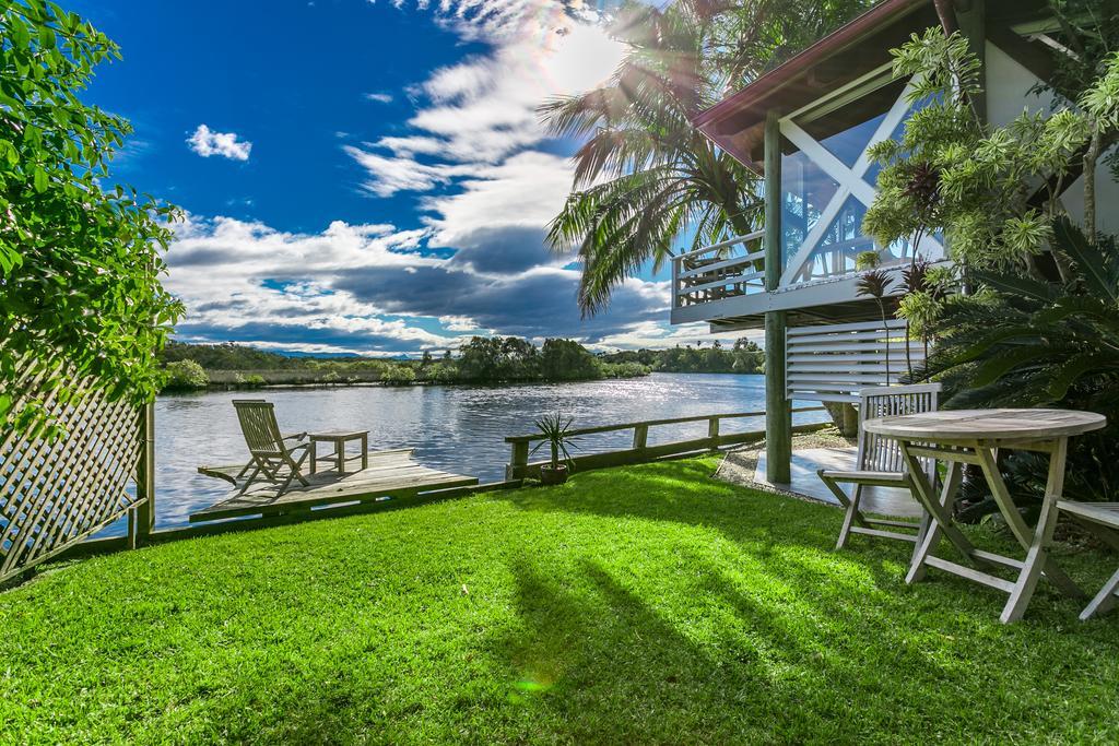 A Beach House At Byron Hotel Byron Bay Exterior photo
