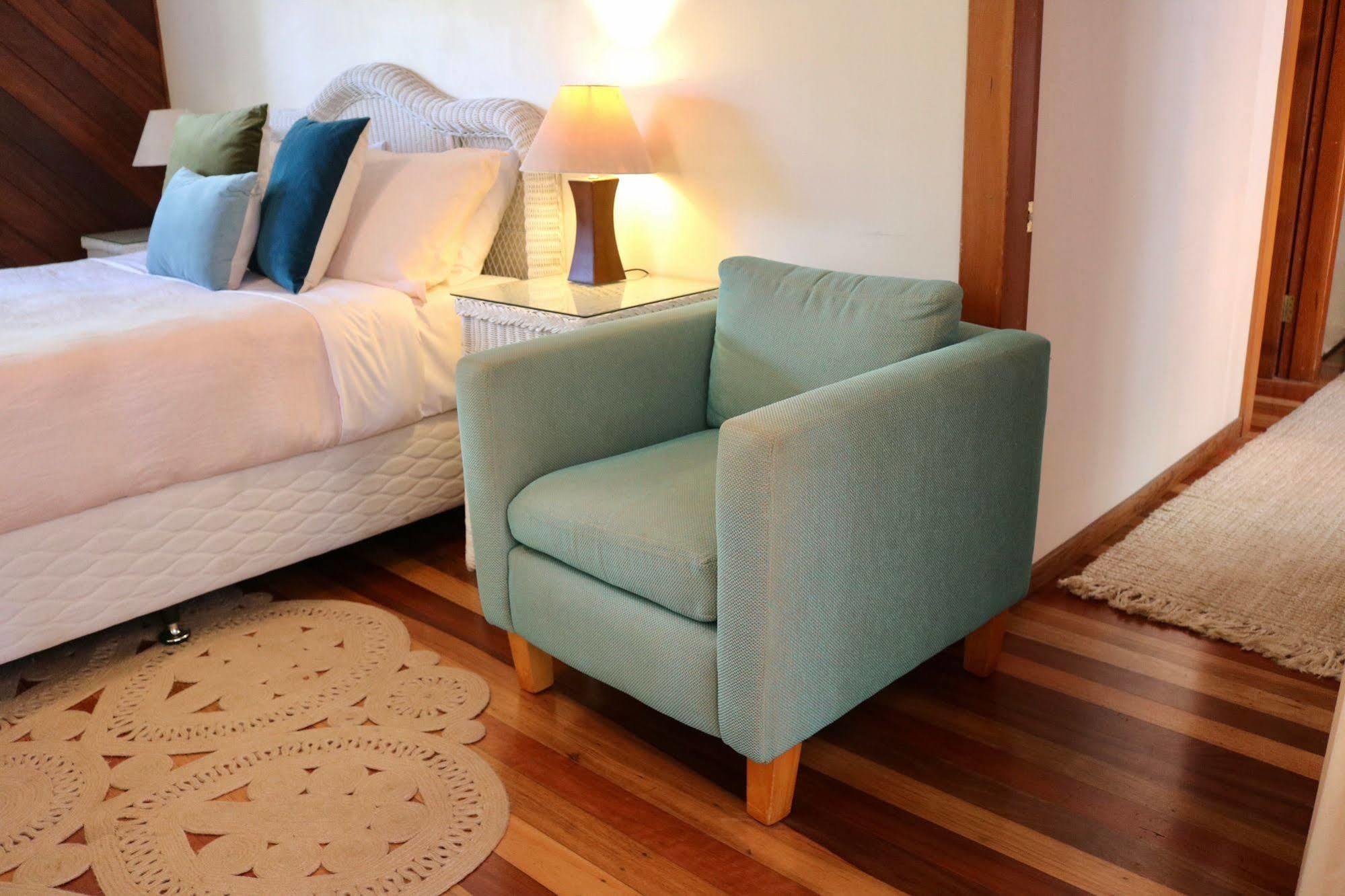A Beach House At Byron Hotel Byron Bay Exterior photo