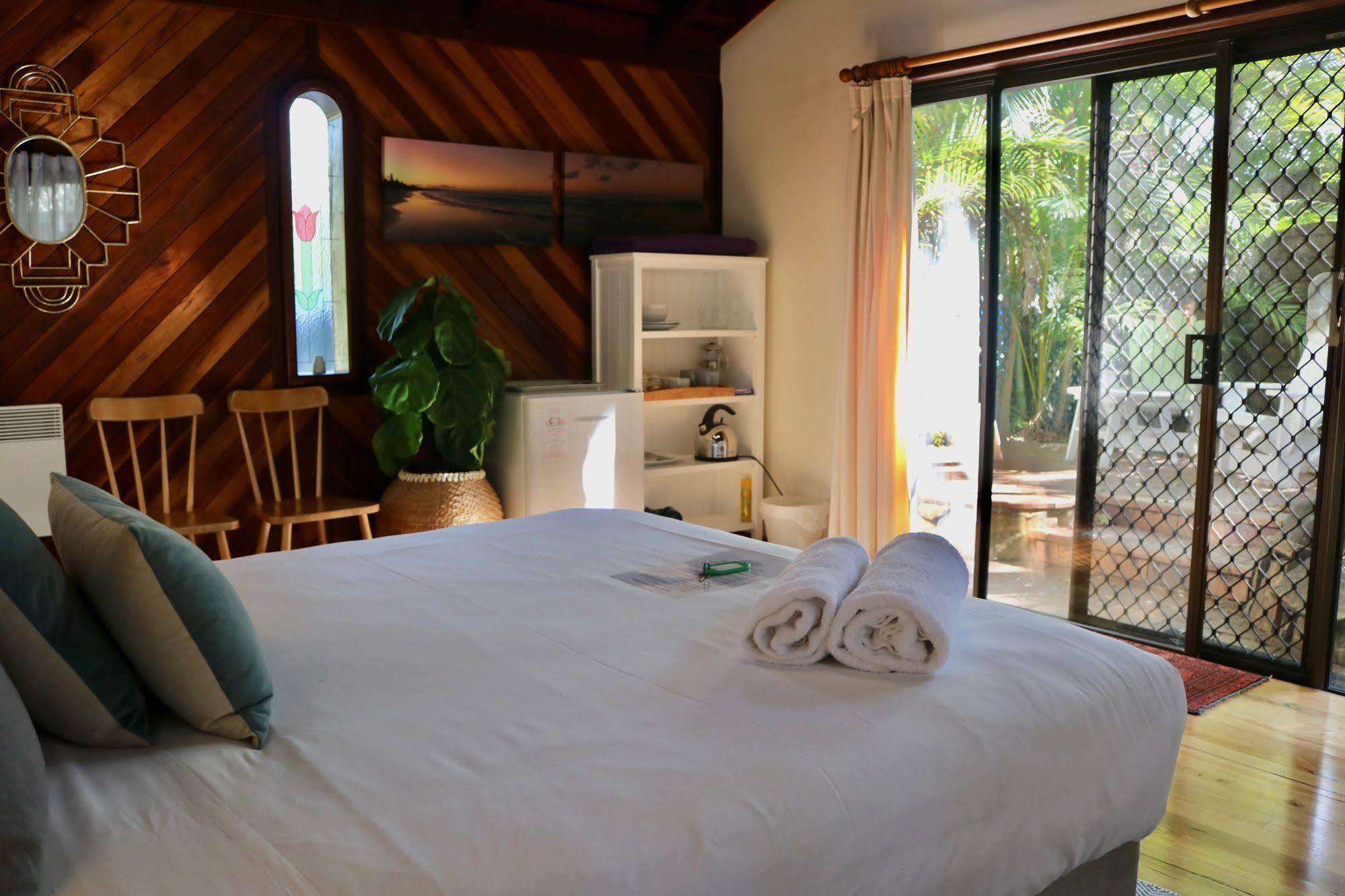 A Beach House At Byron Hotel Byron Bay Exterior photo